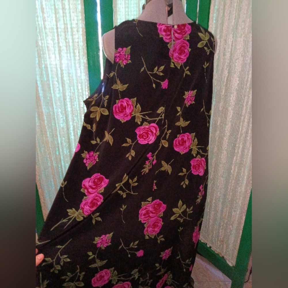 Flowey summer dress